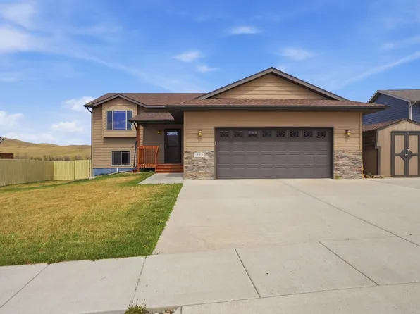 232 E Bengal Dr, Rapid City, SD 57701