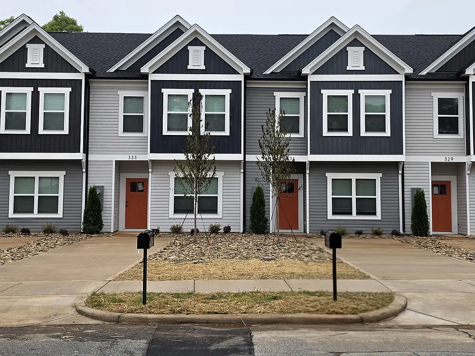 329 S Broad St #329