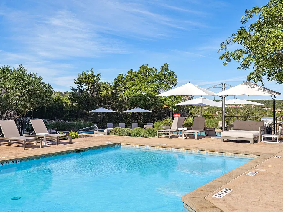 Lavella Outdoor Pool