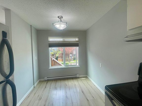 4th image of 306 Highland Way #4
