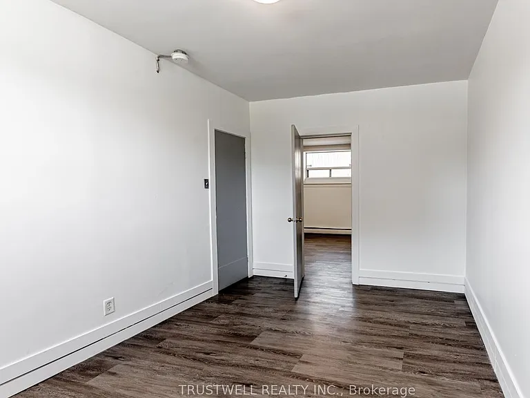 105 Mary St E #1 — Photo 6