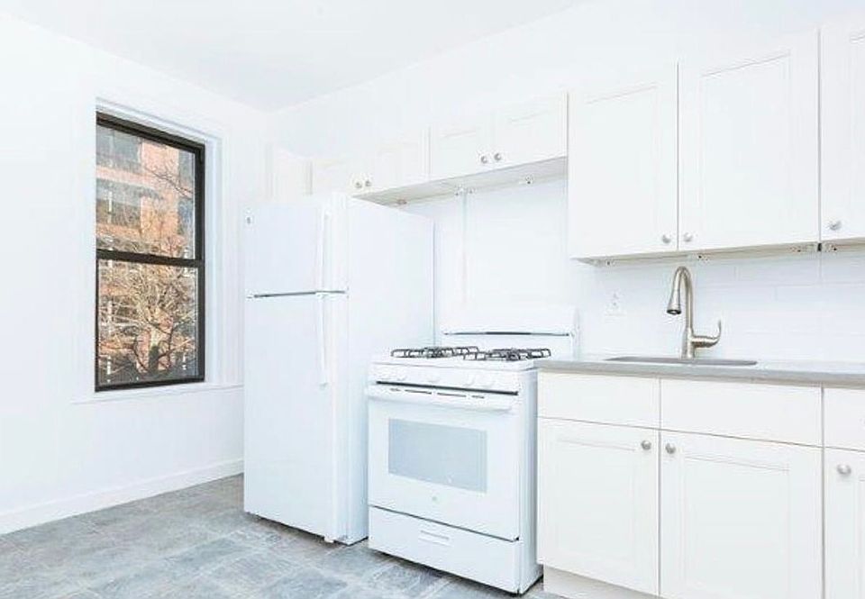 1st image of 678 Grand St #3F