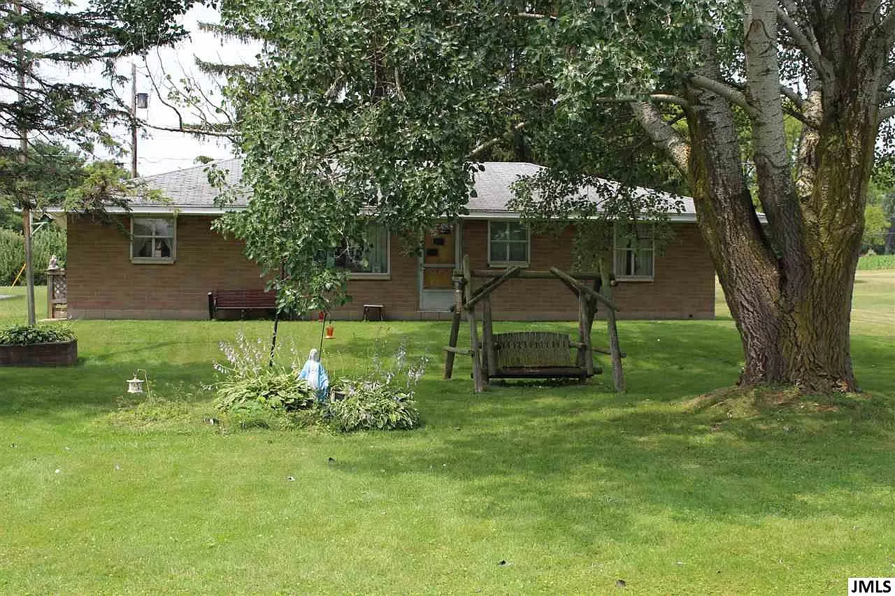 228 Ethyl Dr photo 1