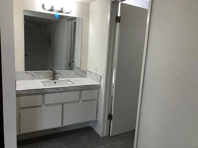 4062 Valeta St — Photo 12