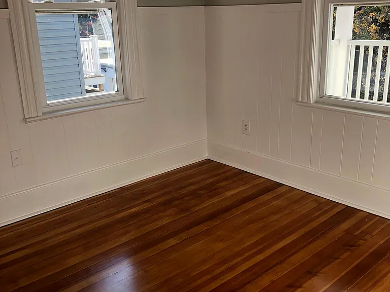 27 Webb St #2 — Photo 7
