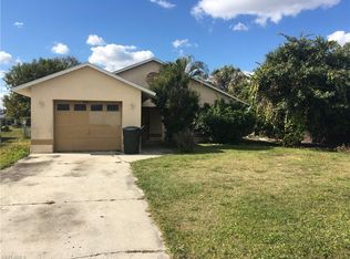 2348 Barden St, Fort Myers, FL 33916