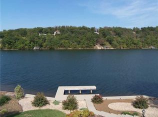 2 Eddleston Dr, Bella vista, AR 72715