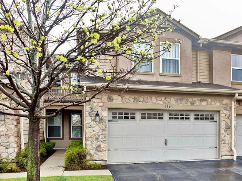 1903 Crenshaw Cir