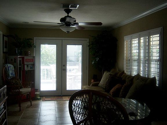 4th image of 1028 Cozy Cv