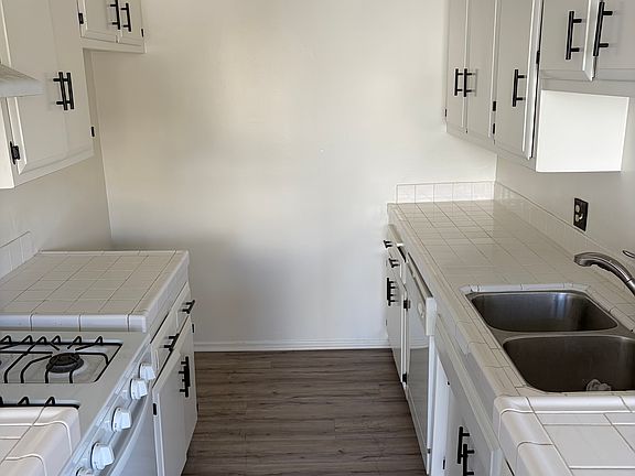 2nd image of 329 California Ave APT 14