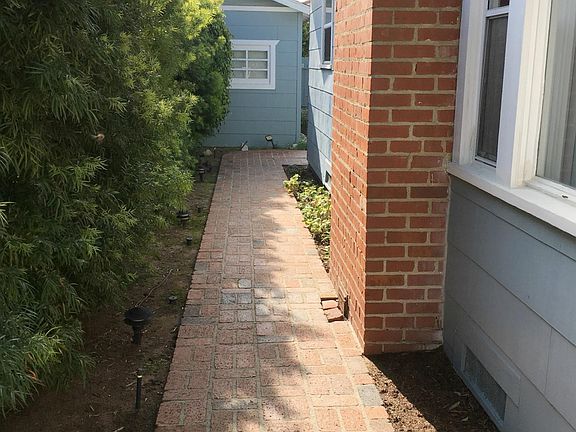 Pathway to rear apartment