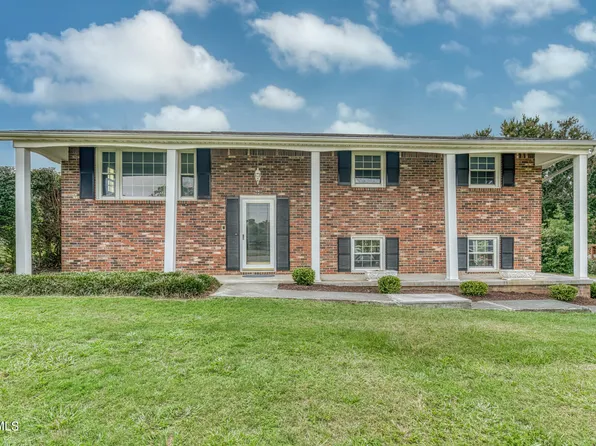 110 Norwood Dr, Bristol, VA 24201