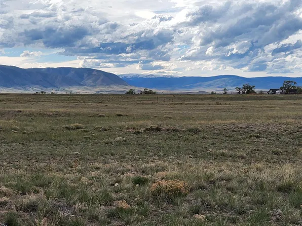 49 Mortensen Ln, Laramie, WY 82070