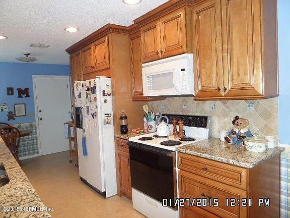 3rd image of 619 Charles Carrol St