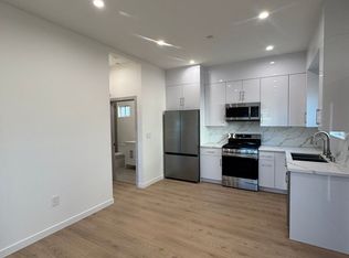 2100 N Pass Ave #200, Burbank, CA 91505