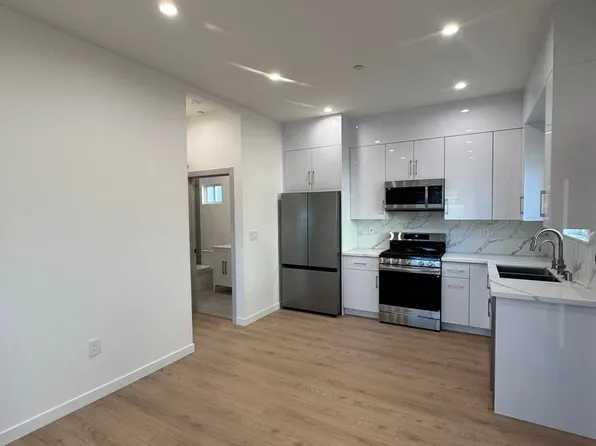 2100 N Pass Ave #100, Burbank, CA 91505