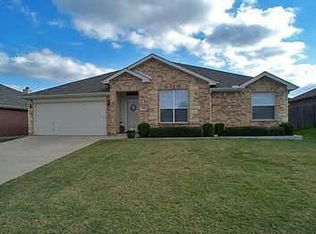 2011 Wahoo Dr, Mansfield, TX 76063
