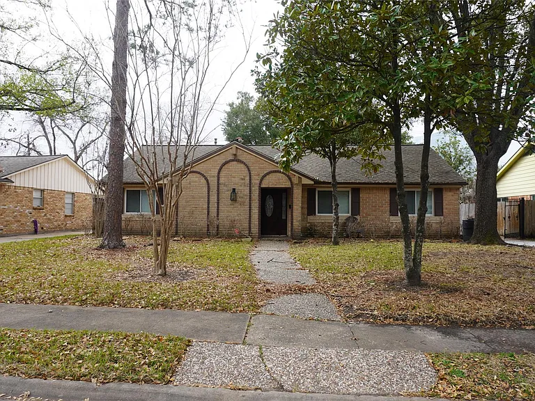 10703 Wickersham Ln — Photo 4
