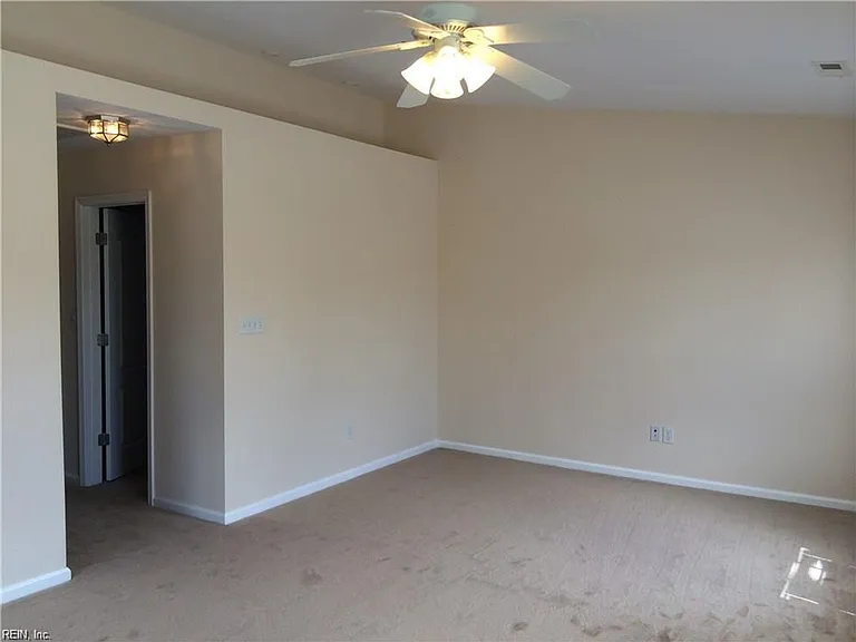 604 Teton Cir — Photo 21