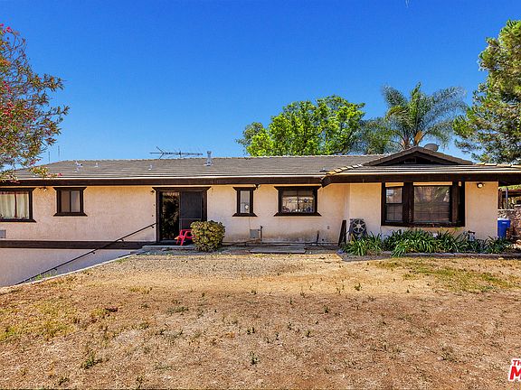 3rd image of 14037 1/2 Lomitas Ave