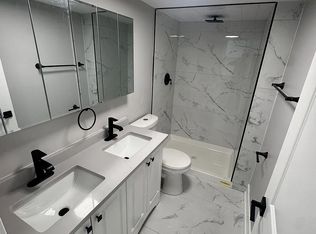 2120 S Fairfield Ave #2R, Chicago, IL 60608