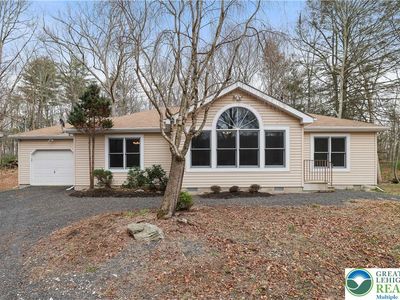 118 Quail Ct, Bushkill, PA, 18324