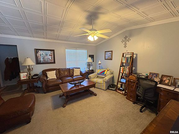 4th image of 128 Volare Ln