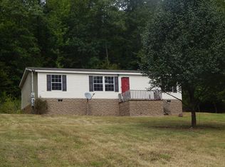 6710 Rayburn Creek Rd, Collinwood, TN 38450