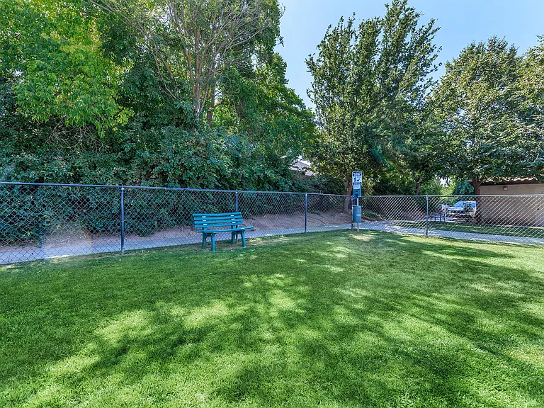 Palo Alto Place — Photo 16
