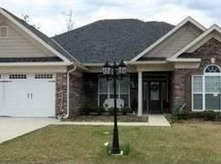 754 Sun Wood Dr, Smiths Station, AL 36877