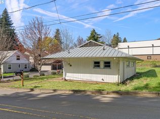 38091 Sunset St, Sandy, OR 97055