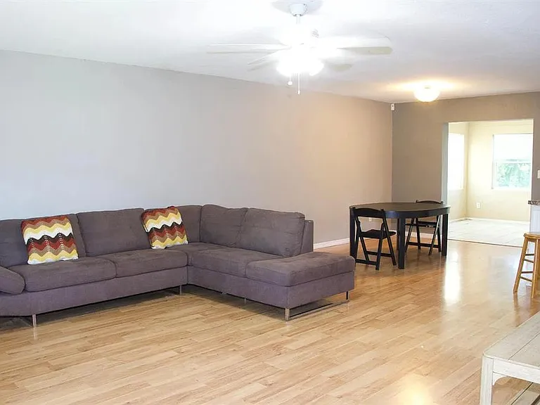 2809 Gulfstream Rd — Photo 6
