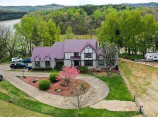 75 S Riverwood Rd, Bronston, KY 42518