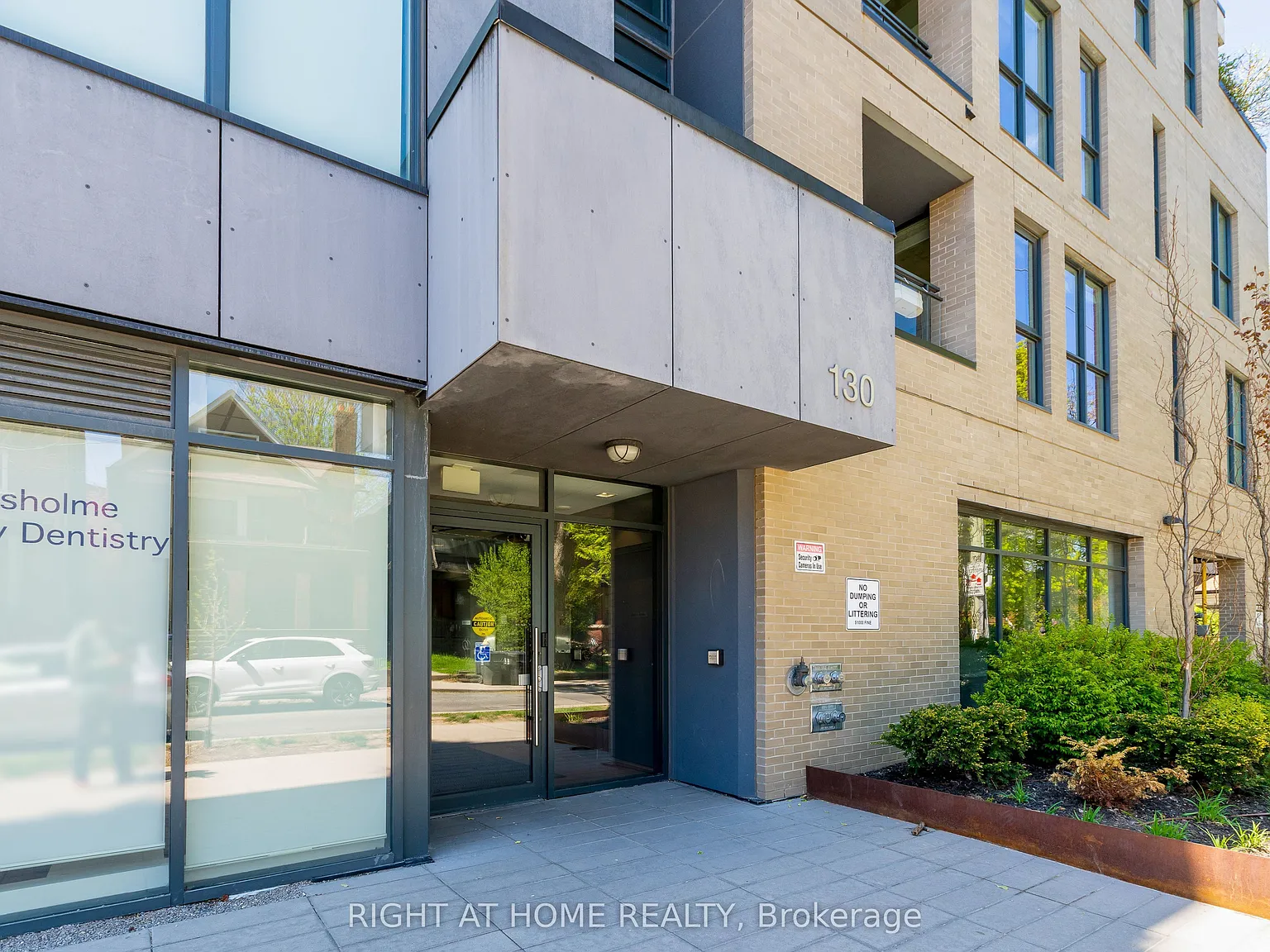IT Lofts — Photo 2