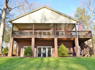 514 Hughes Blvd, Hickory, NC 28601