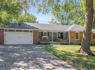 1100 Mission Rd, Harrisonville, MO 64701