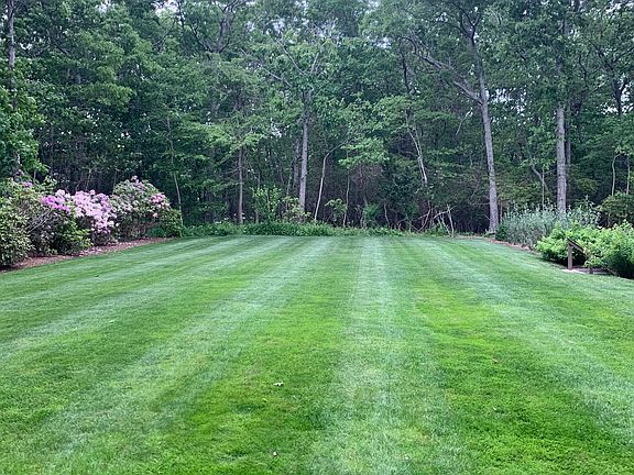 4th image of 36 Rolling Hill Ct W
