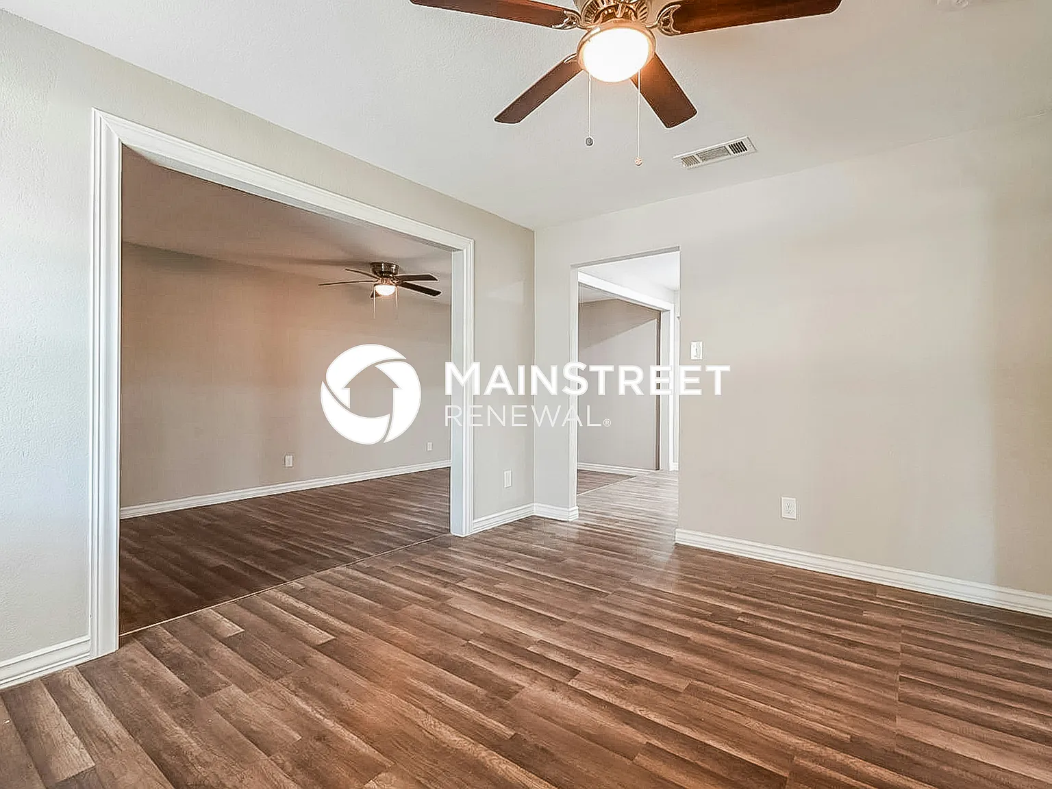 2403 El Capitan Dr — Photo 4