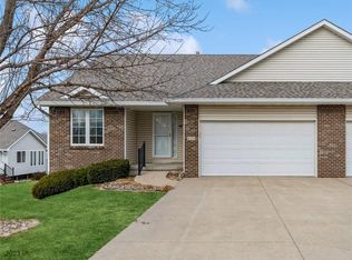 825 Lindsay Ct SW, Altoona, IA 50009