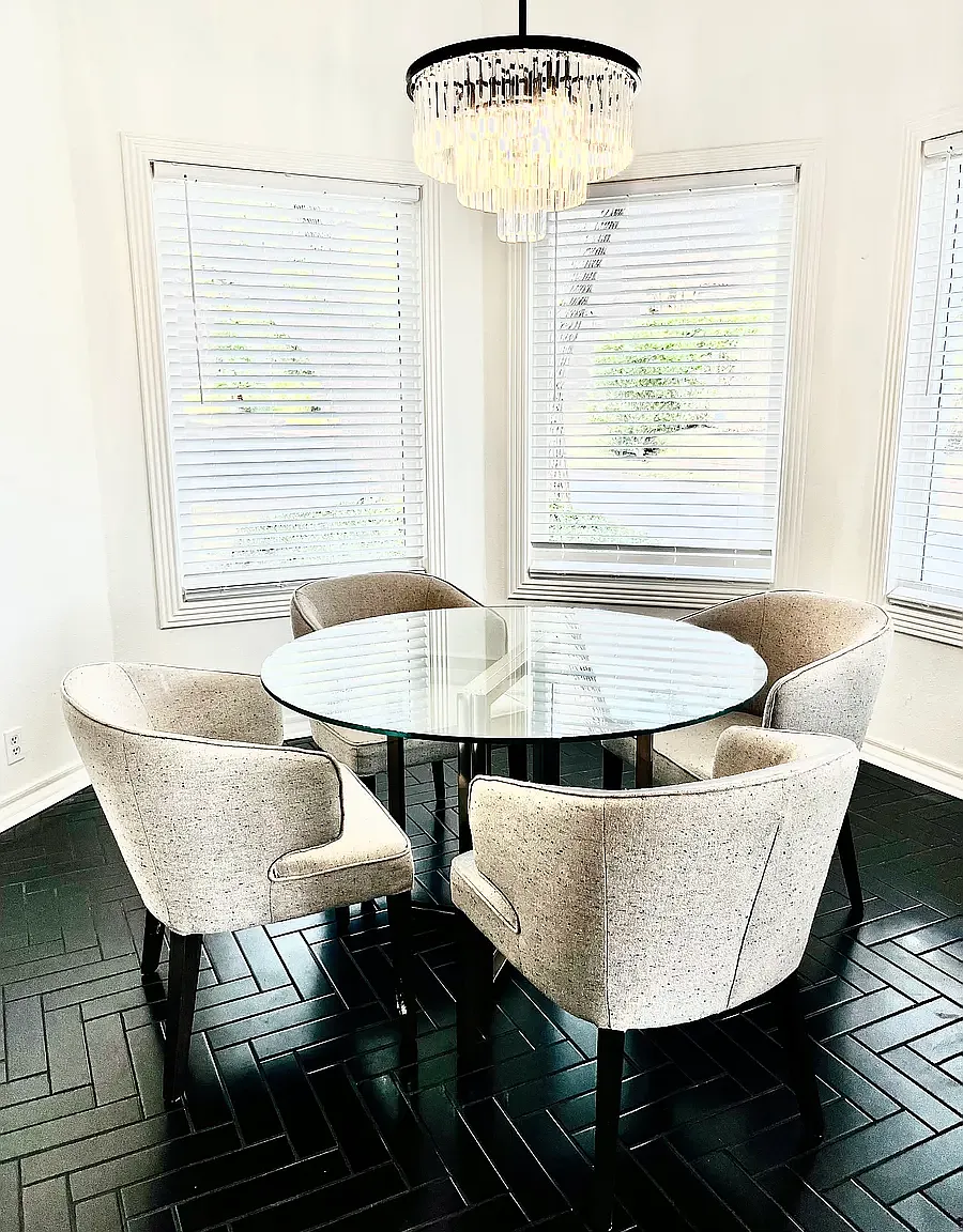 5 bed, 5.5 bath, 5005 sqft, $6,000 — Photo 4