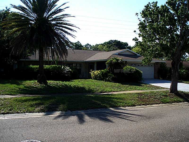 1st image of 1390 Forest Lawn Ct