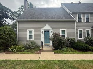 303 Twin Lakes Dr #1, Halifax, MA 02338