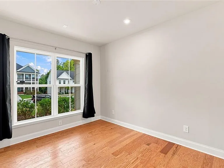 406 Riverclub Rd — Photo 17