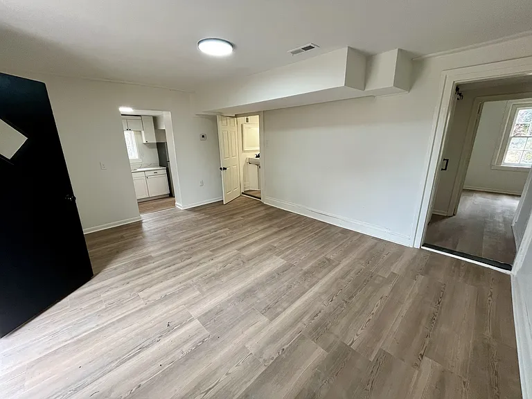 500 Ridge St — Photo 8