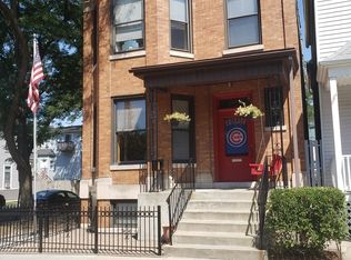 1624 W Addison St #2, Chicago, IL 60613