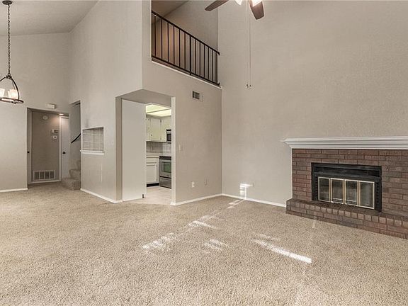 4th image of 11525 N Meridian Ave APT 209