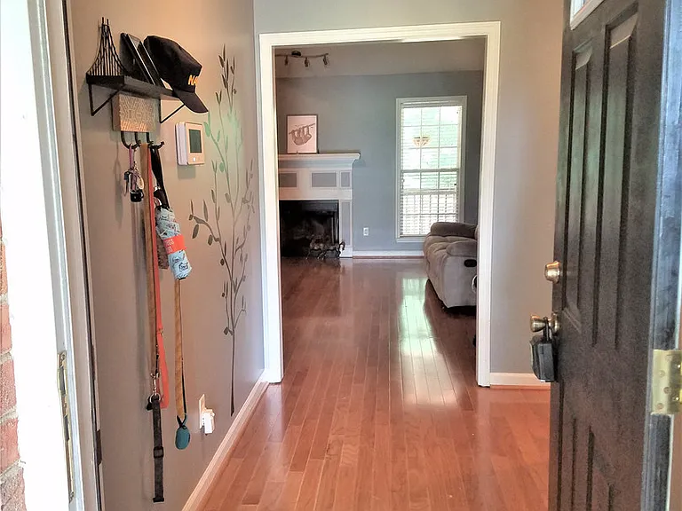 4532 Country Glen Cir — Photo 3