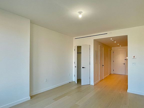 3rd image of 58 Saint Marks Pl #306