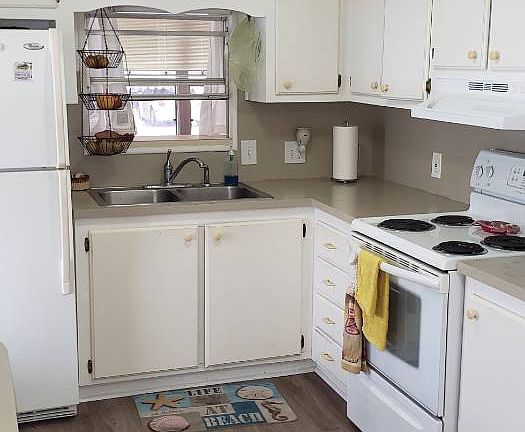 3rd image of 366 11th St
