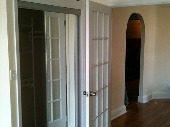2nd image of 125 Stanton St APT 9